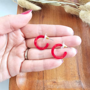 Scarlet Micro Cam Mini Hoops