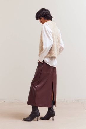 Oat Button Up Knit Vest