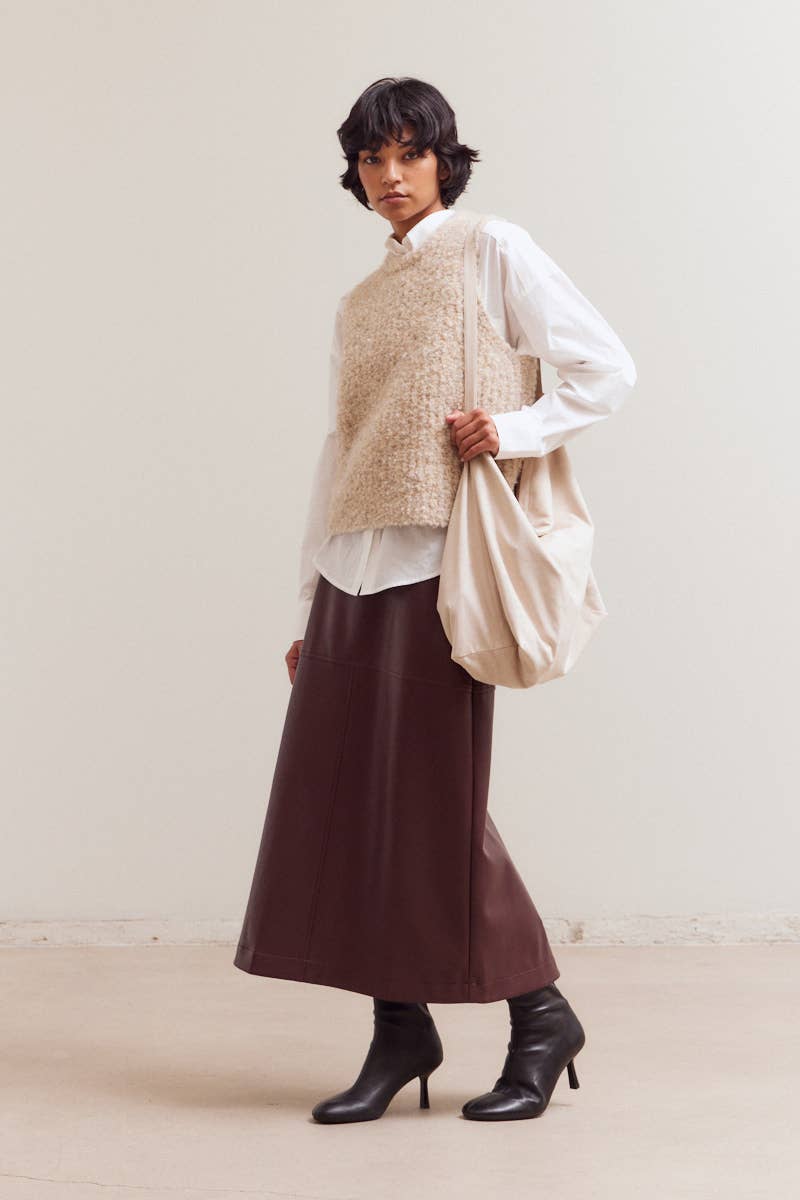 Oat Button Up Knit Vest