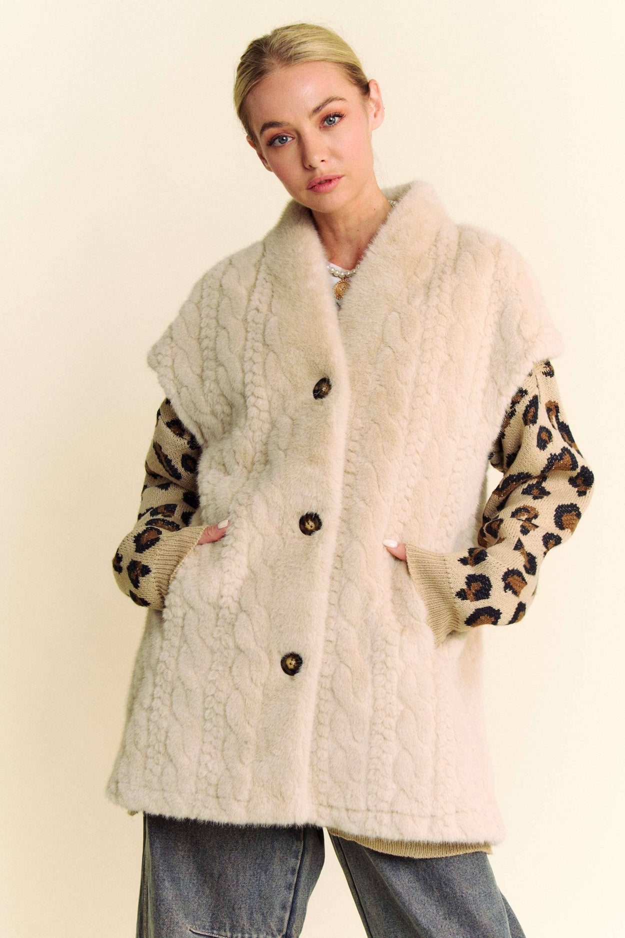 Cream Single Breasted Fuzzy Fur Vest
