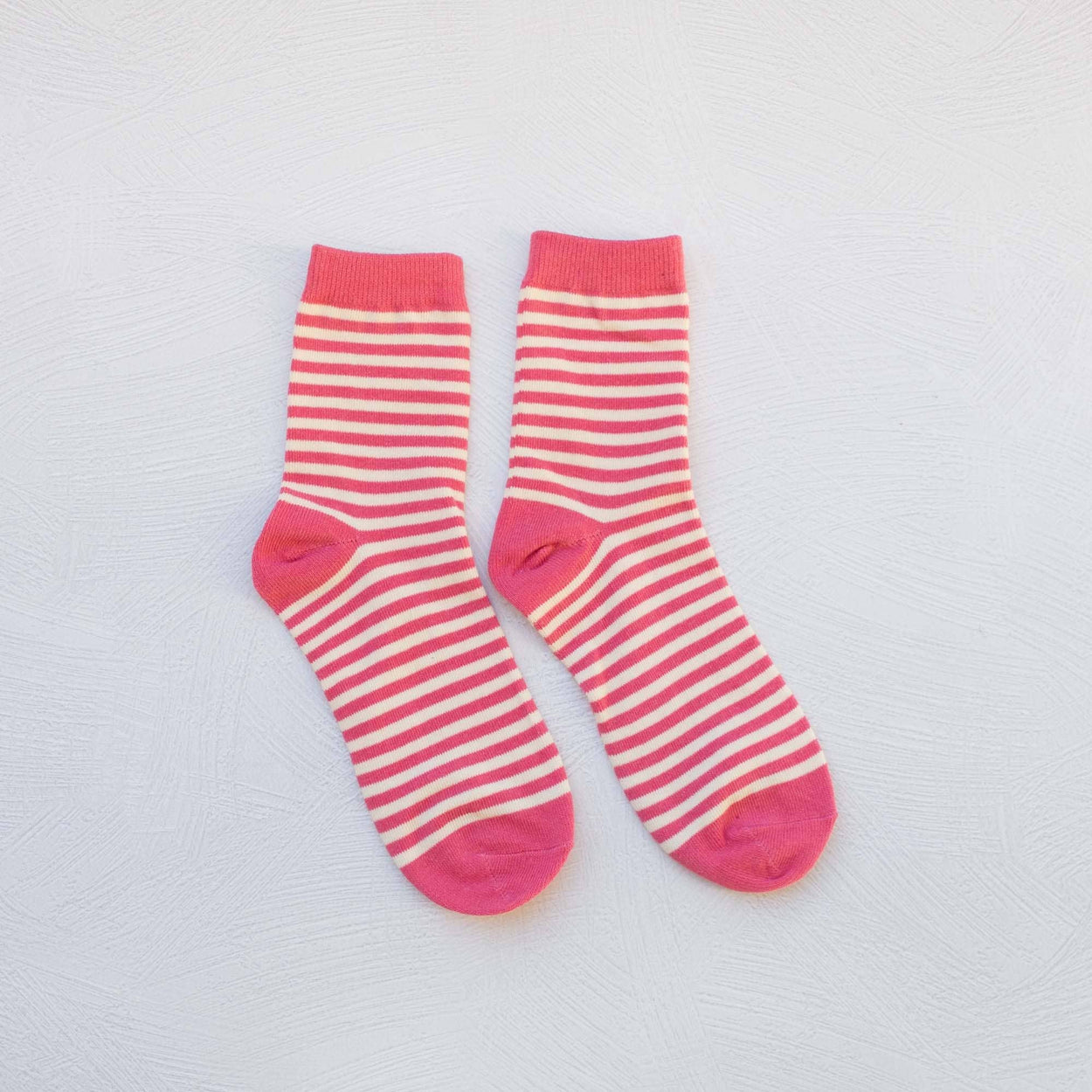 Raspberry Thin Stripe Casual Socks