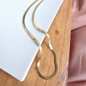 16" Luxe Gold Delicate Herringbone Chain