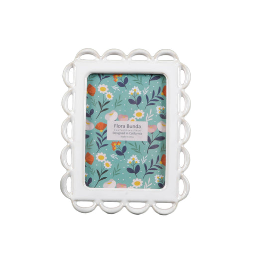 5x7 White Scallop Edge Ceramic Frame