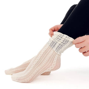 Cream Scrunch Lace Socks