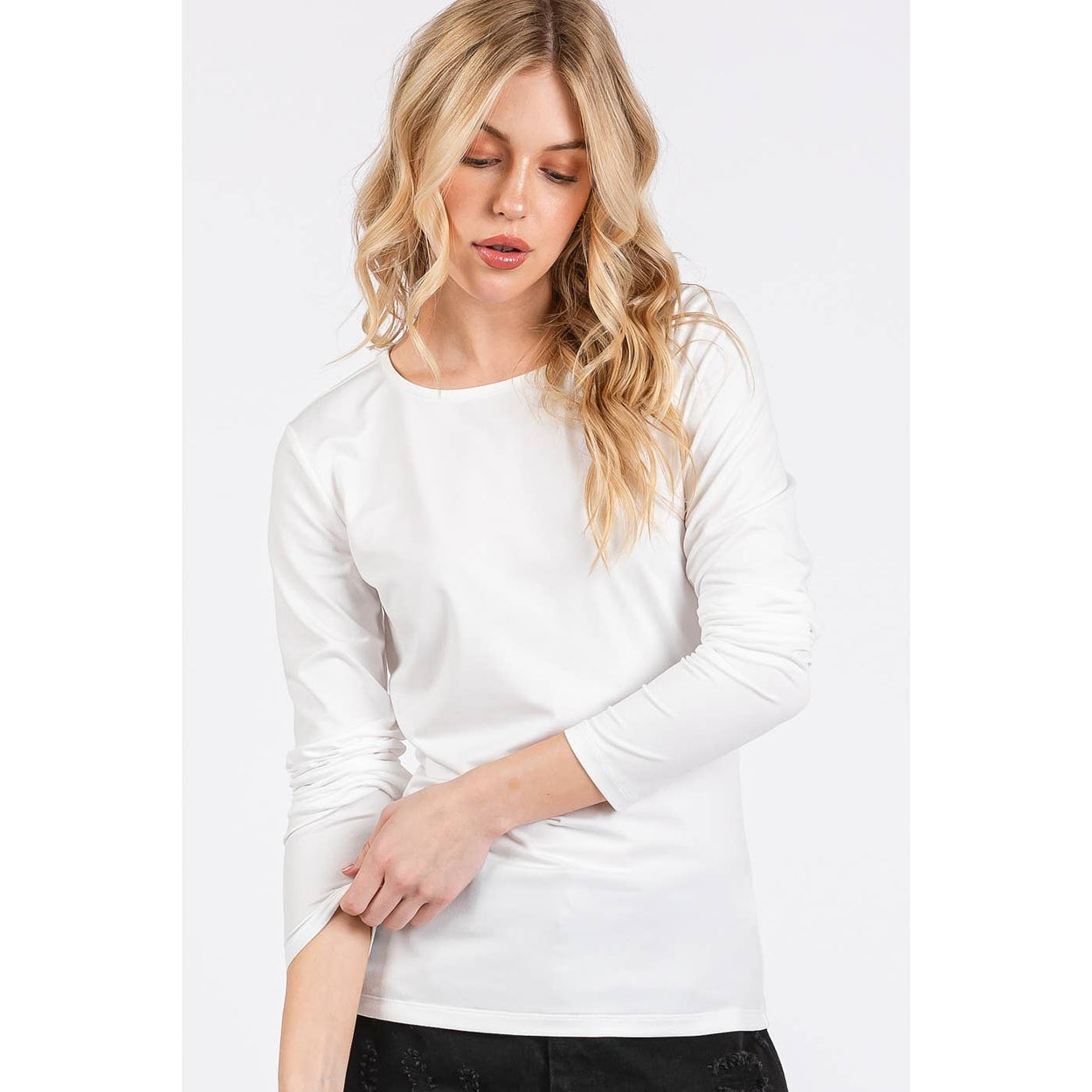 Off White Round Neck Long Sleeve Knit Top