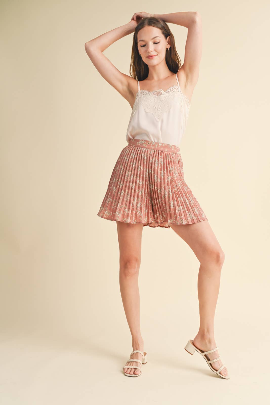 Mauve Floral Pleated Shorts