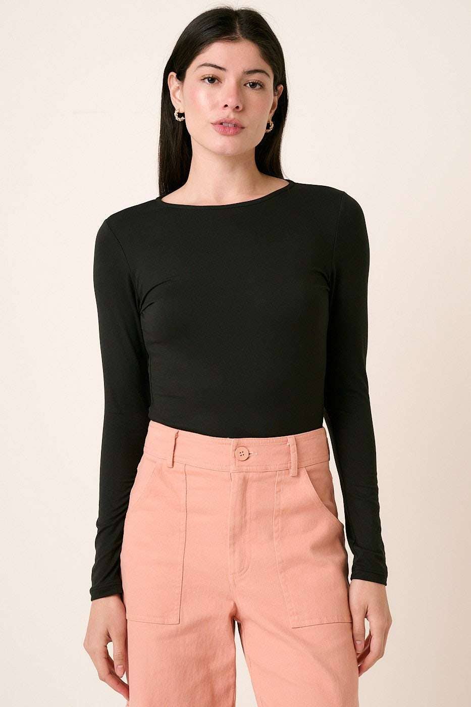 Black Round Neck Long Sleeve Knit Top
