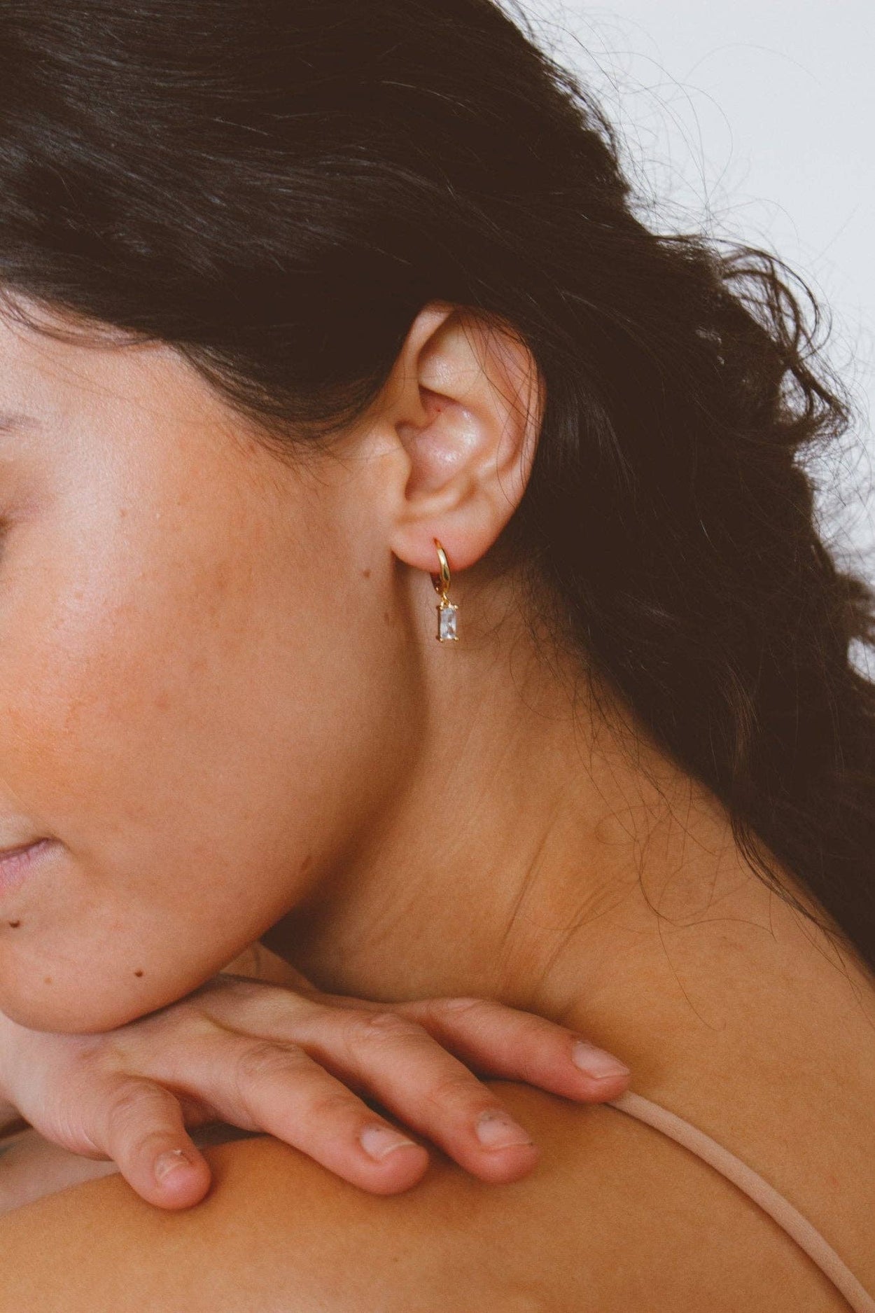 Hypoallergenic Duchess Hoops