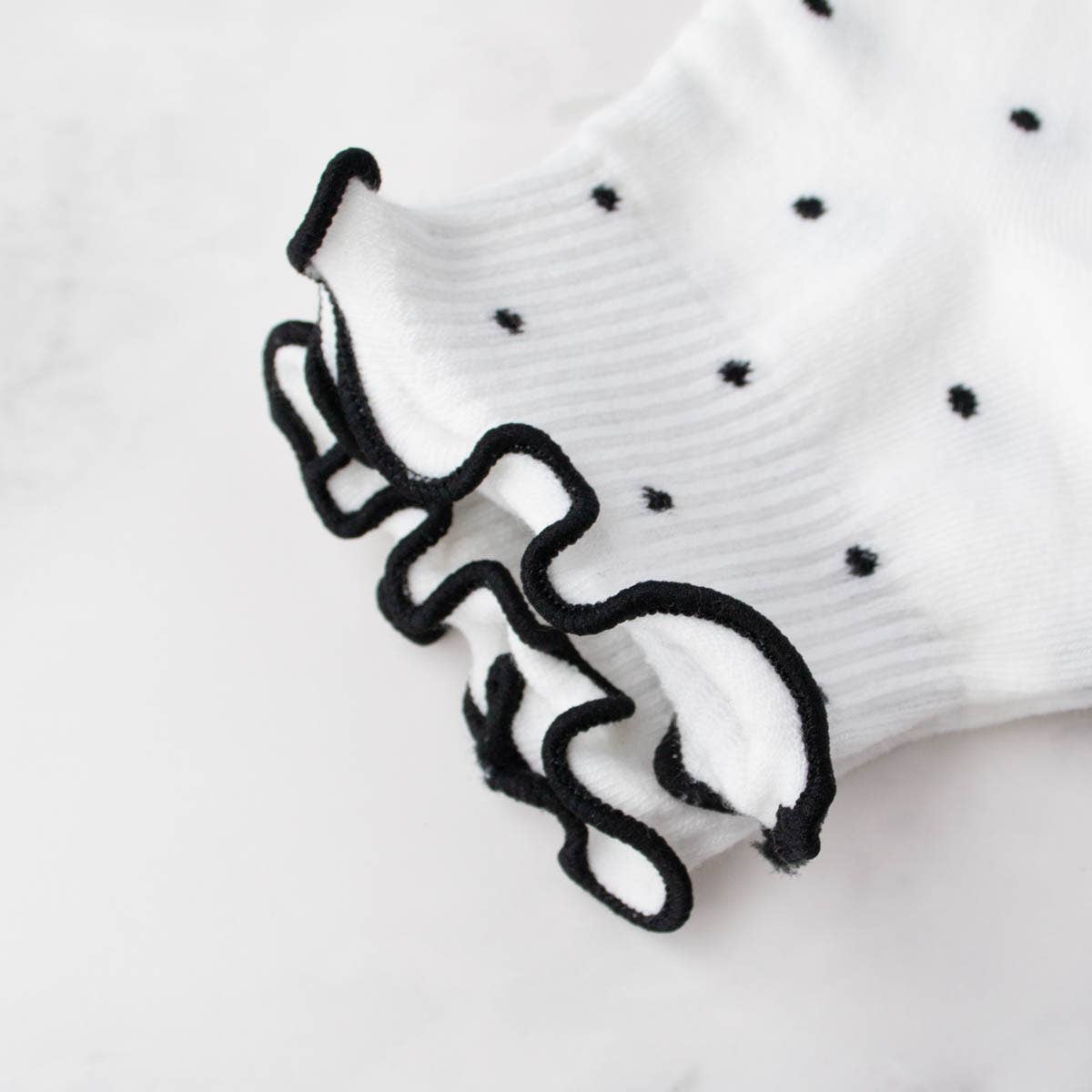 White Cute Ruffled Ankle Socks