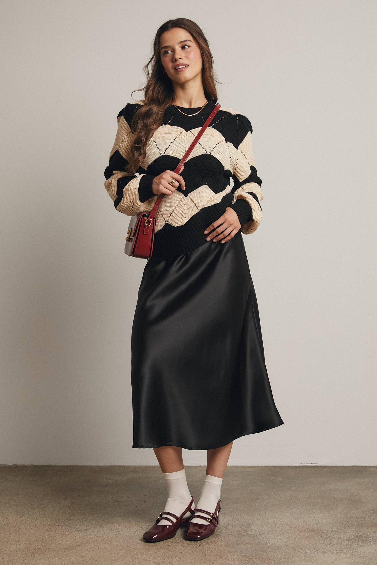 Black Wave Knit Chevron Pullover