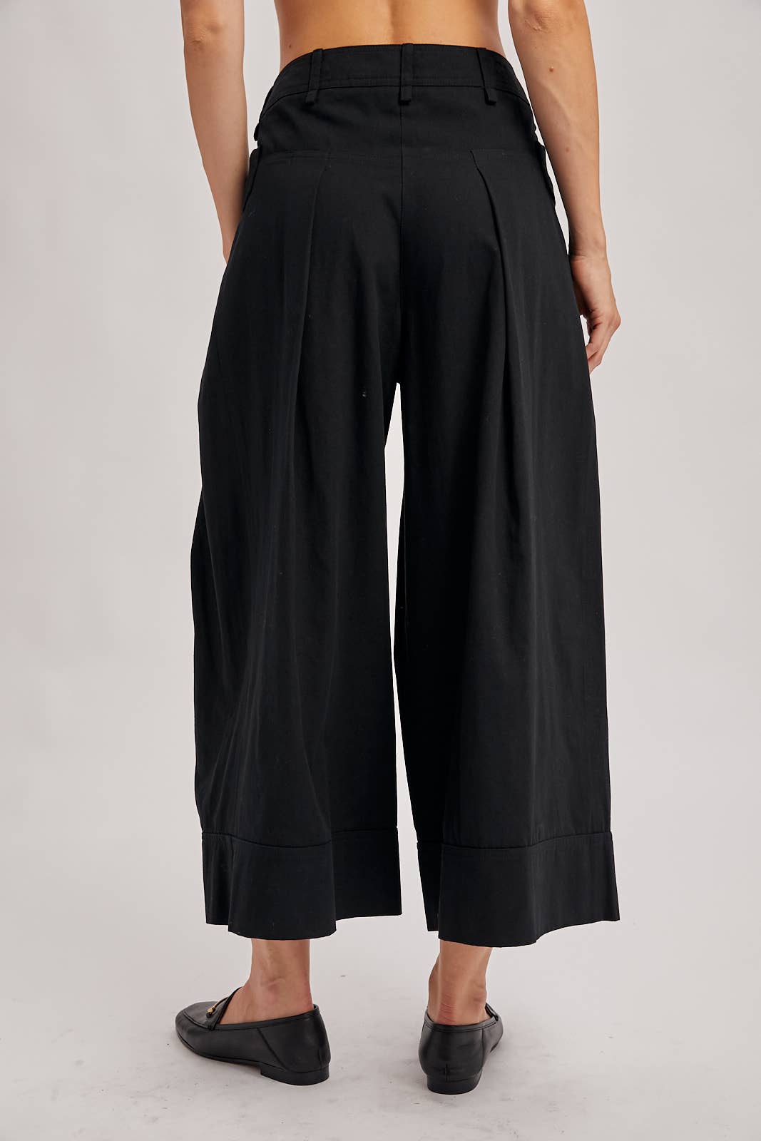 Black Pleated Wide-Leg Pants