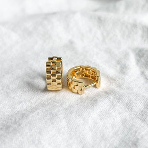 Geometric Huggie Hoop