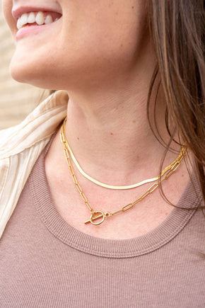 16" Luxe Gold Delicate Herringbone Chain