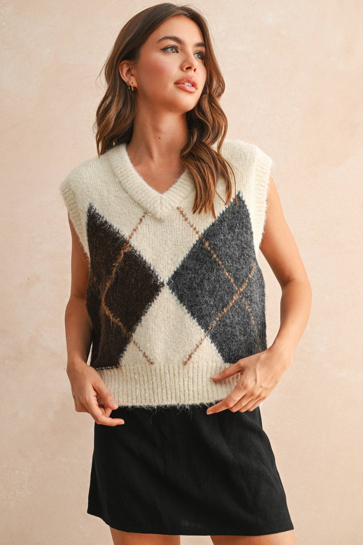 Cream Argyle Pattern Sweater Vest